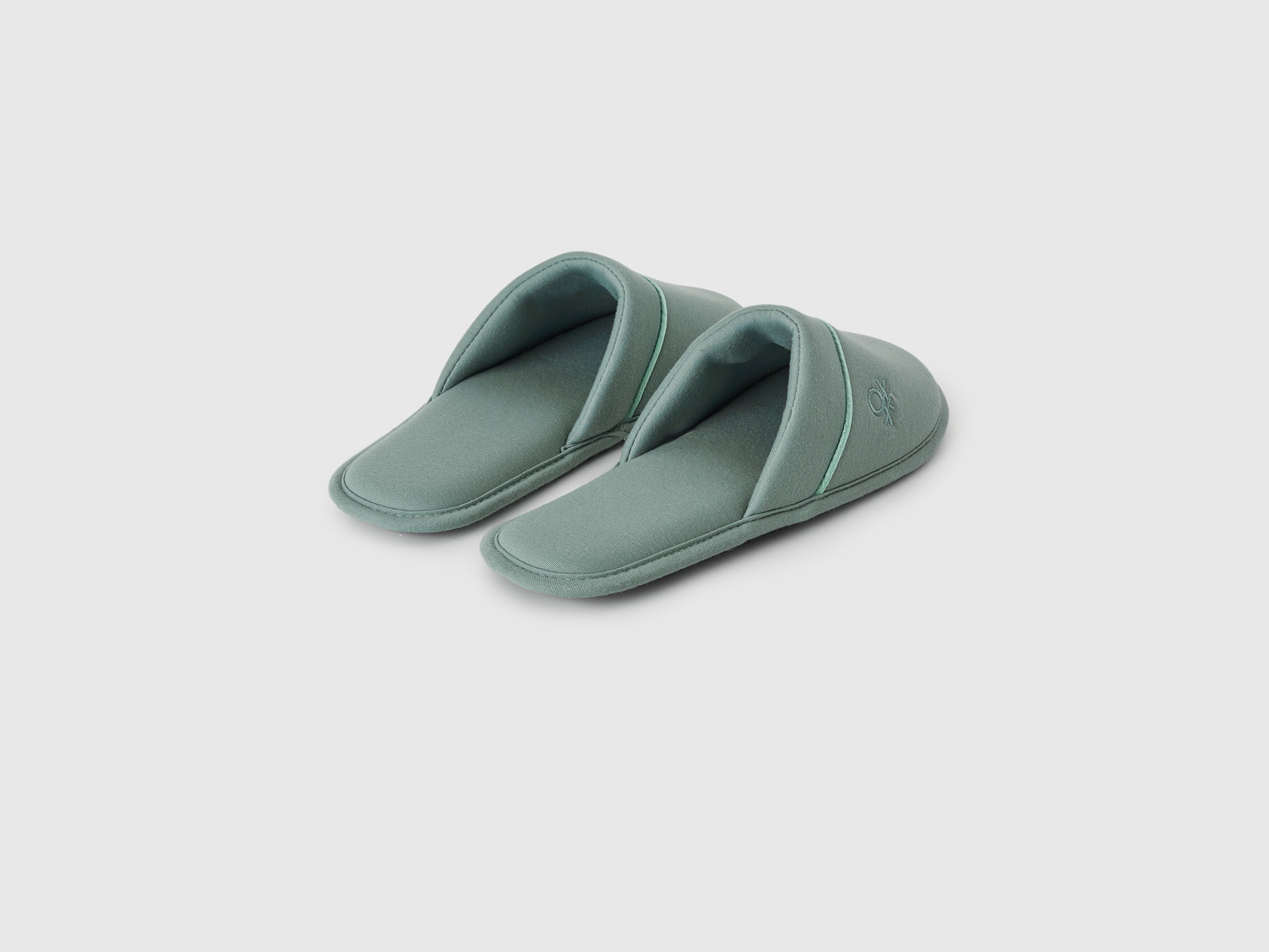 SLIPPERS image number 3